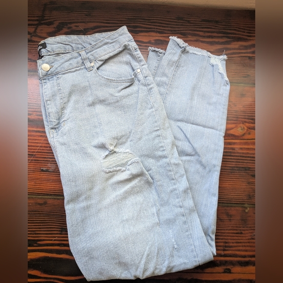 d. jeans Denim - d.jeans Light Wash Distressed Straight-Leg Jeans Women’s Size 14
